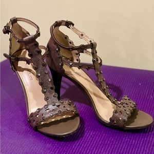 Womens ankled heel sandal